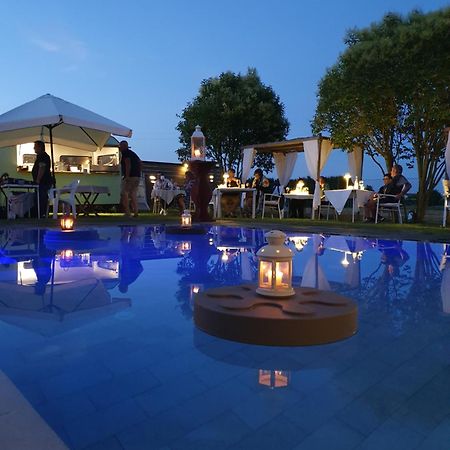 Osteria E Locanda Del Viaggiatore Russi ภายนอก รูปภาพ